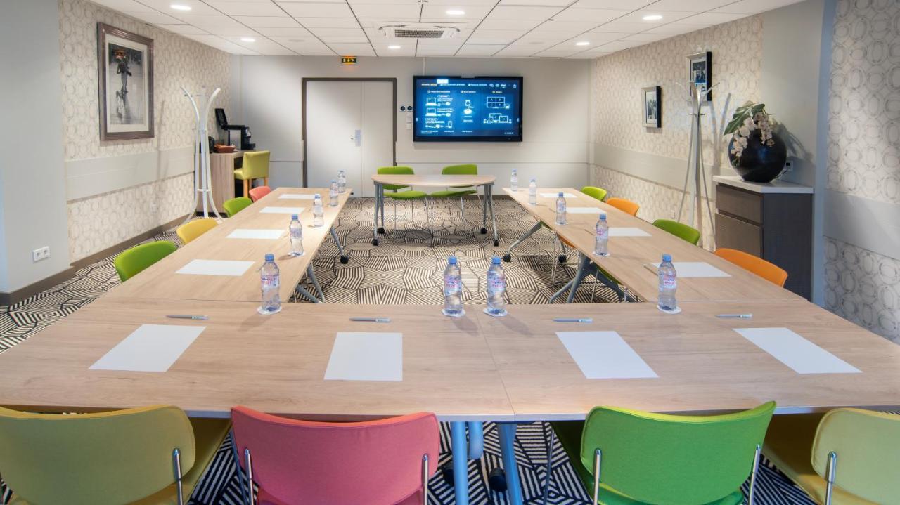 Ibis Styles Clermont-Ferrand Aeroport Hotel Eksteriør billede